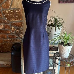 Preston & York Corinne Round Pearl Neck Sleeveless Sheath Dress Sz 8 Navy